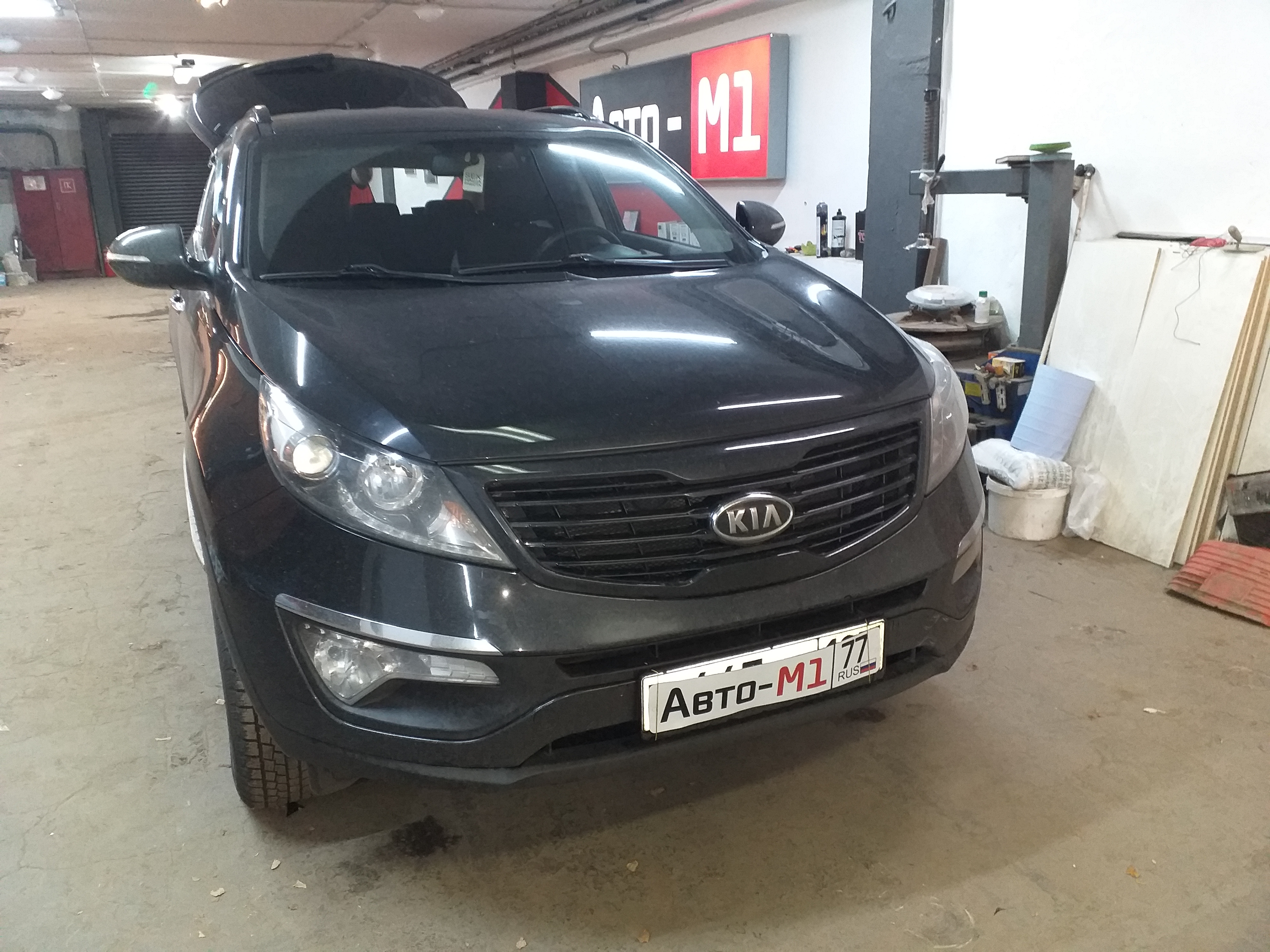 Установка камеры заднего вида на KIA Sportage
