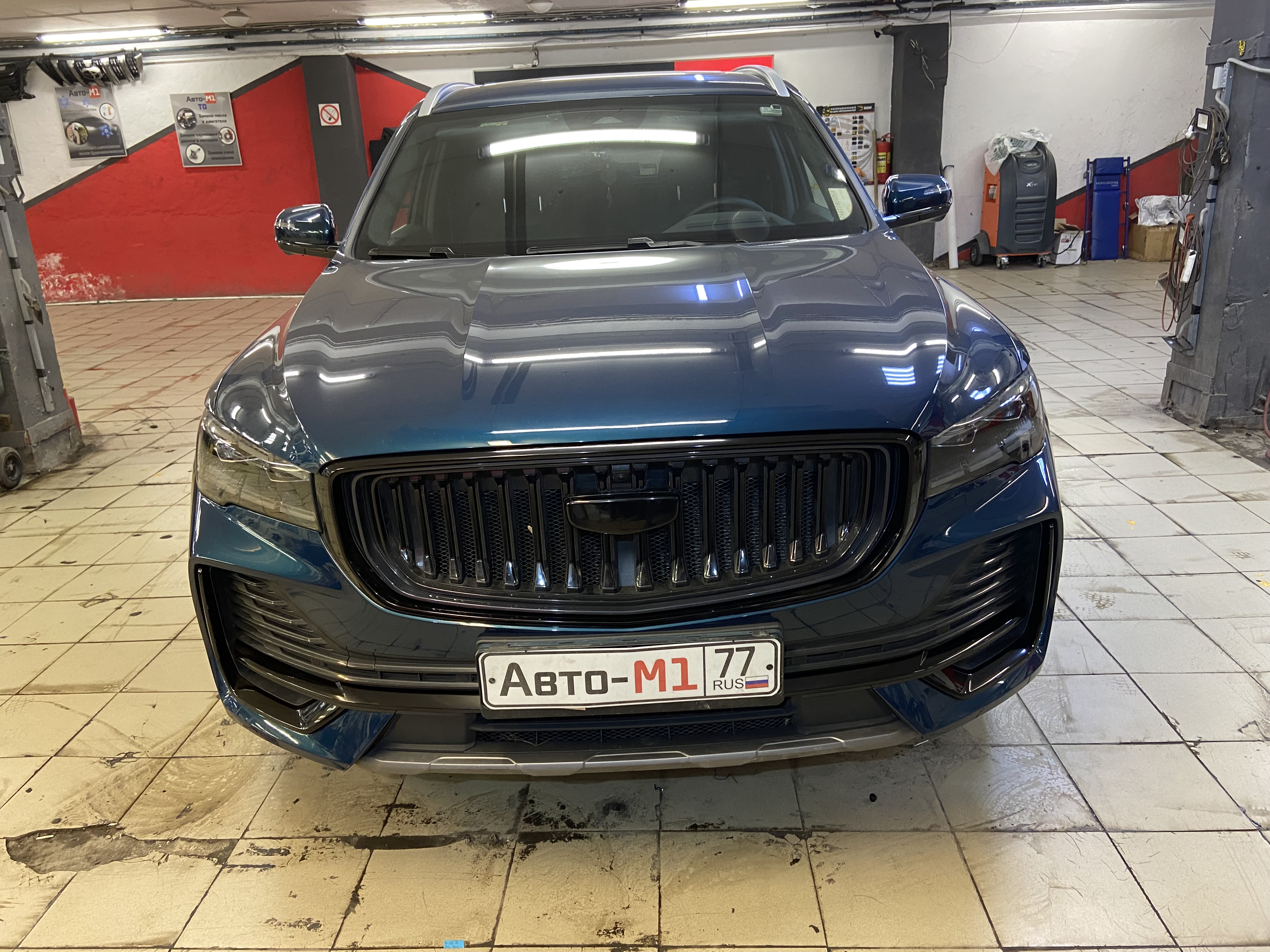 Установка Омывателя передней и задней камеры на Geely Monjaro
