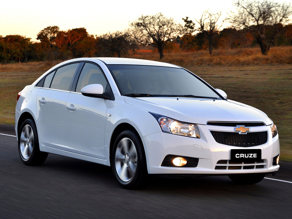 Шумоизоляция дверей и арок на Chevrolet Cruze