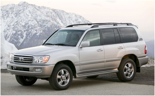 Установка камеры заднего вида на Toyota Land Cruiser 100