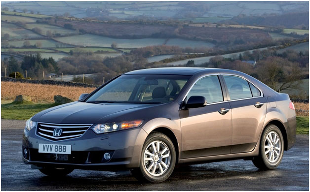 Установка переднего парктроника и проекторов логотипа на Honda Accord